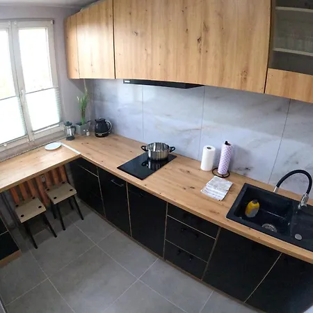 Big And Sunny Klimt Apt With Super King Size Bed, Comfy Office, 3 Beds 6 Person Katovice Exteriér fotografie