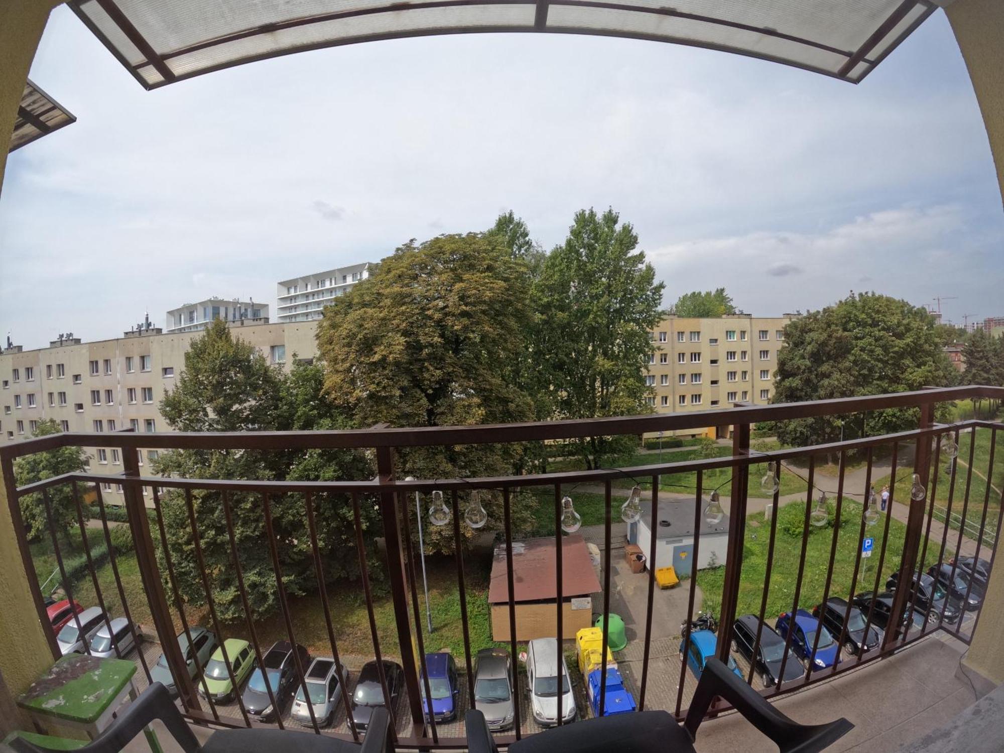 Big And Sunny Klimt With Super King Size Bed, Comfy Office, 3 Beds 6 Person *